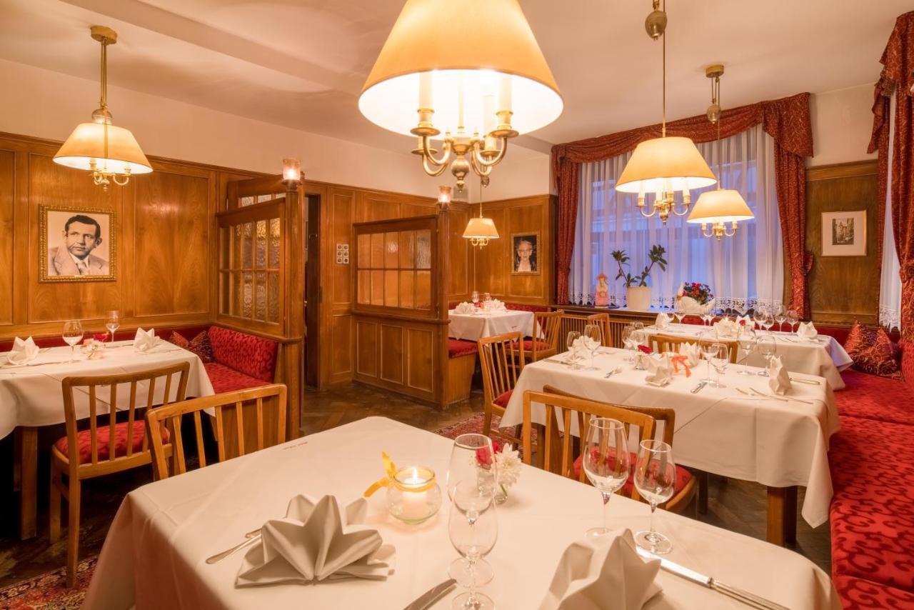 Hotel-Restaurant Ochsen Blaubeuren Exterior photo