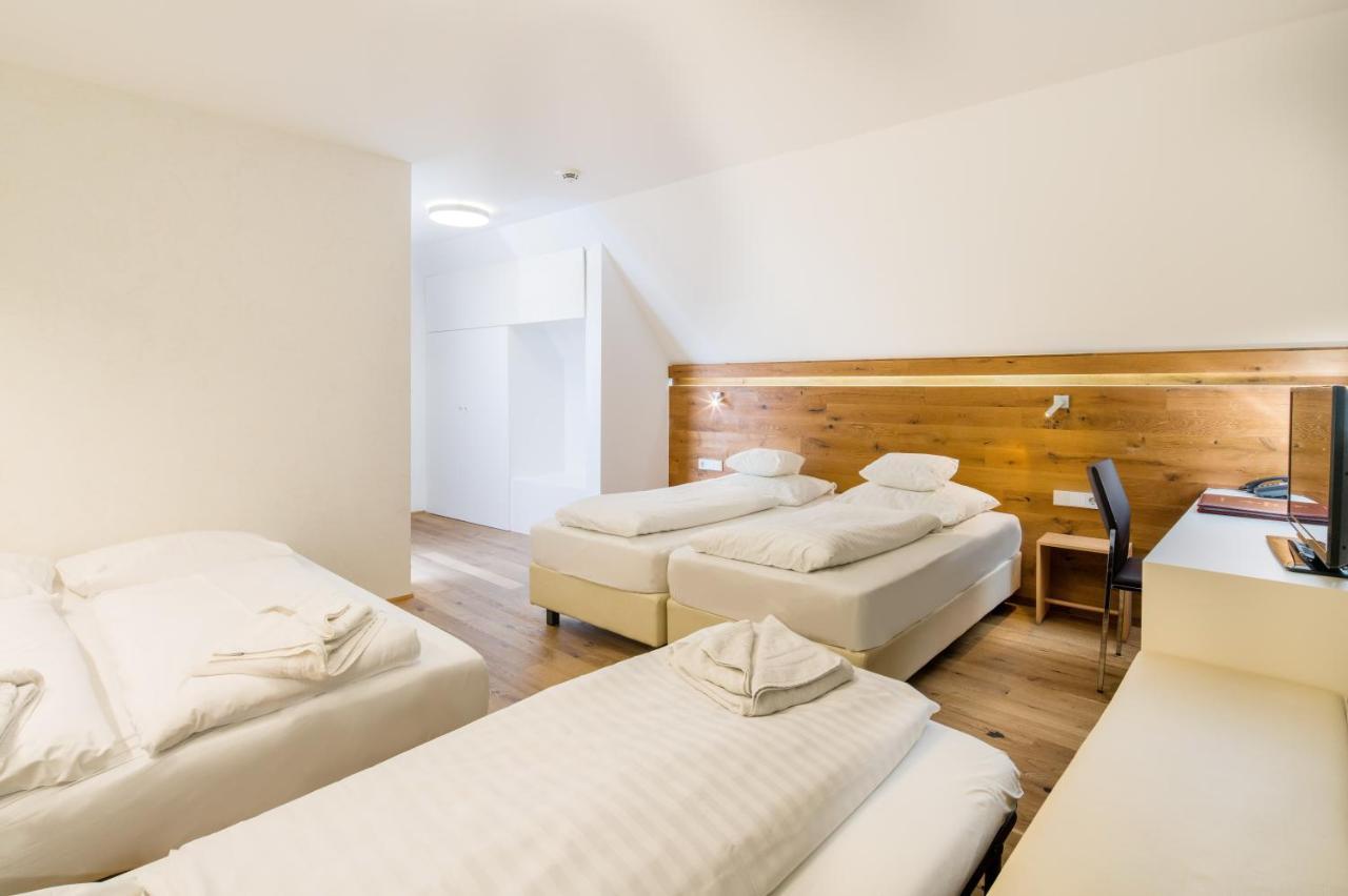 Hotel-Restaurant Ochsen Blaubeuren Room photo